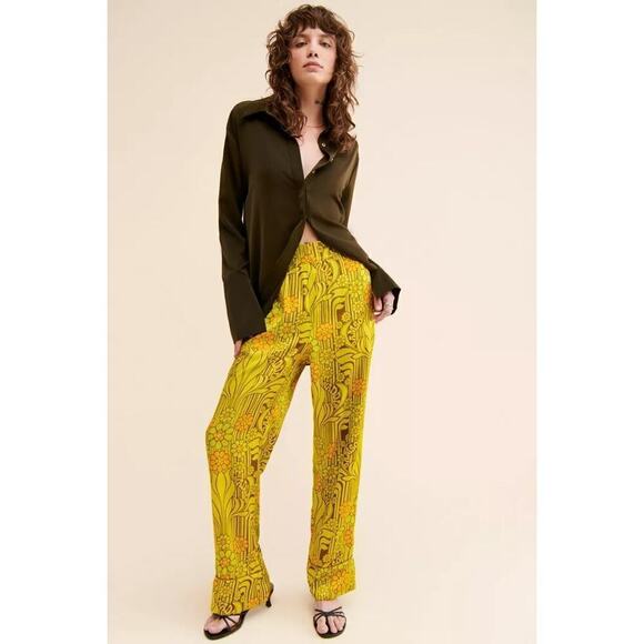 Floral Patterned Boot Cut Pants - Picture 2 of 16